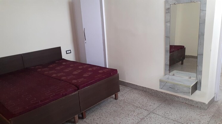 Bedroom, green park extension 2 Bedroom 750 Sq.Ft. Apartment In Green Park Extension Delhi 8748151