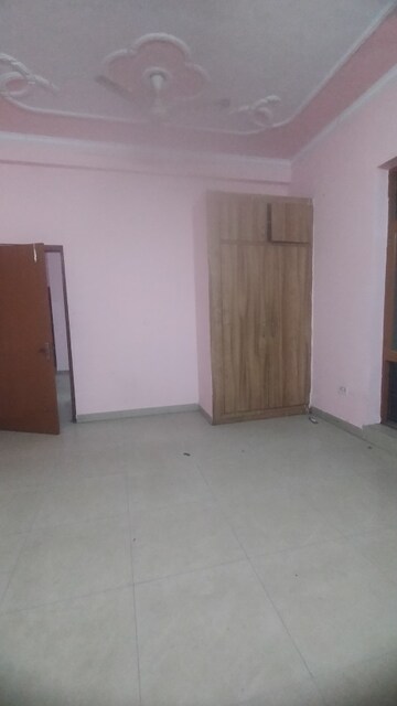 Room in 1 BHK Independent House at Gomti Nagar – for Rent