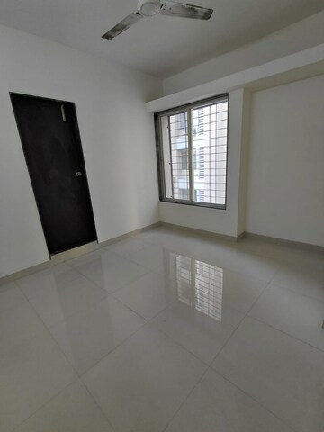 Room in 2 BHK Apartment at Bavdhan – for Rent