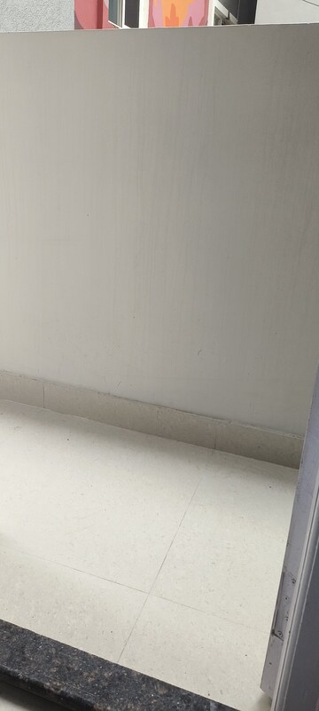 Room in 2 BHK Apartment at SR Pride Madhapur, Madhapur – for Rent