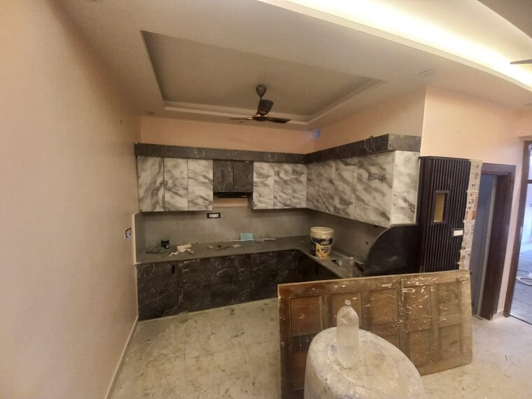 Kitchen, swaran jayanti puram 6+ Bedroom 200 Sq.Mt. Independent House In Swaran Jayanti Puram Ghaziabad 8748228