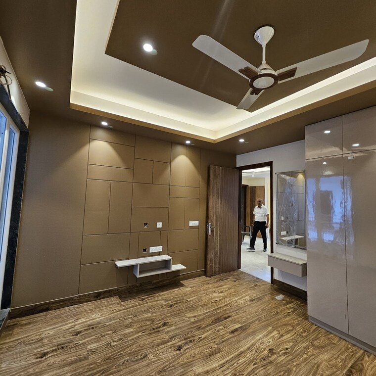  Parking, ansal-api-versalia 4 Bedroom 2750 Sq.Ft. Builder Floor In Sector 67a Gurgaon 8748218