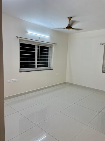 Room in 3 BHK Apartment at My Home Krishe, Financial District – for Rent