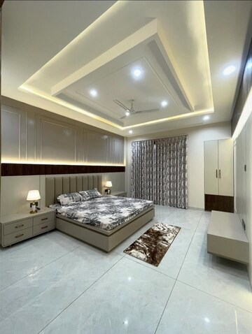 Living Room in 3 BHK Builder Floor at Sector 33 – for Sale