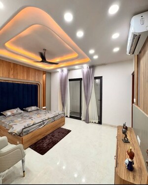 Living Room in 3.5 BHK Builder Floor at Sector 37 – for Sale