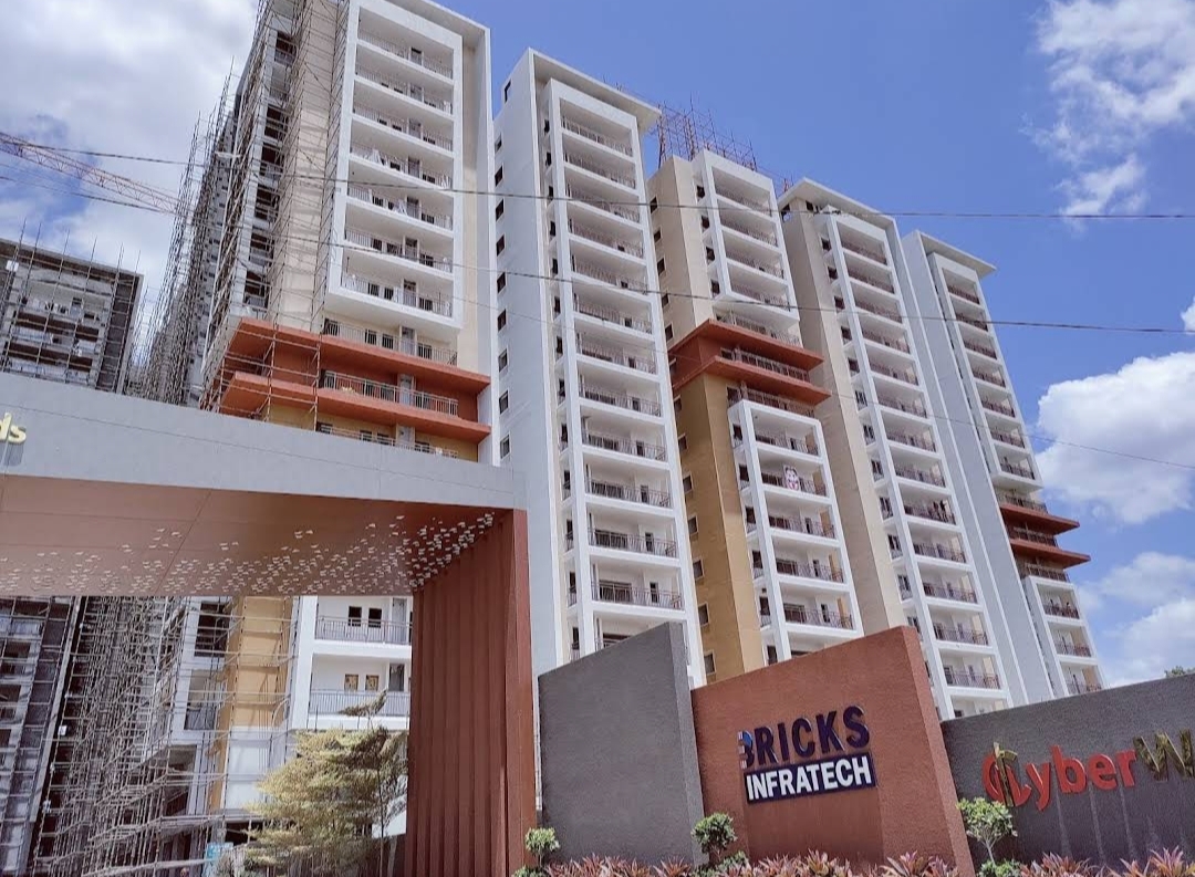 3 BHK 1695 Sq.Ft. Apartment in Bricks Cyberwoods