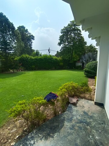 6 BHK Villa – Garden View at Saket - for Rent