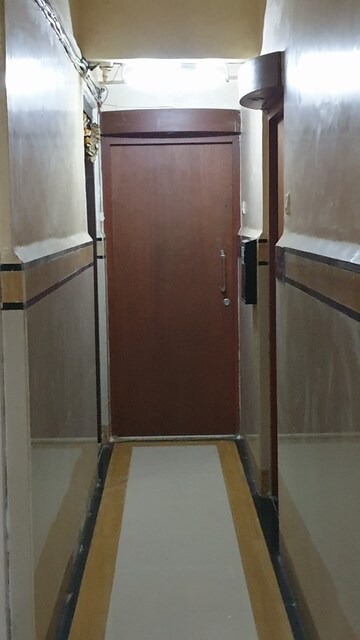 Furnished Amenities in 1 BHK Apartment at Usha Sadan Apartment, Colaba – for Rent