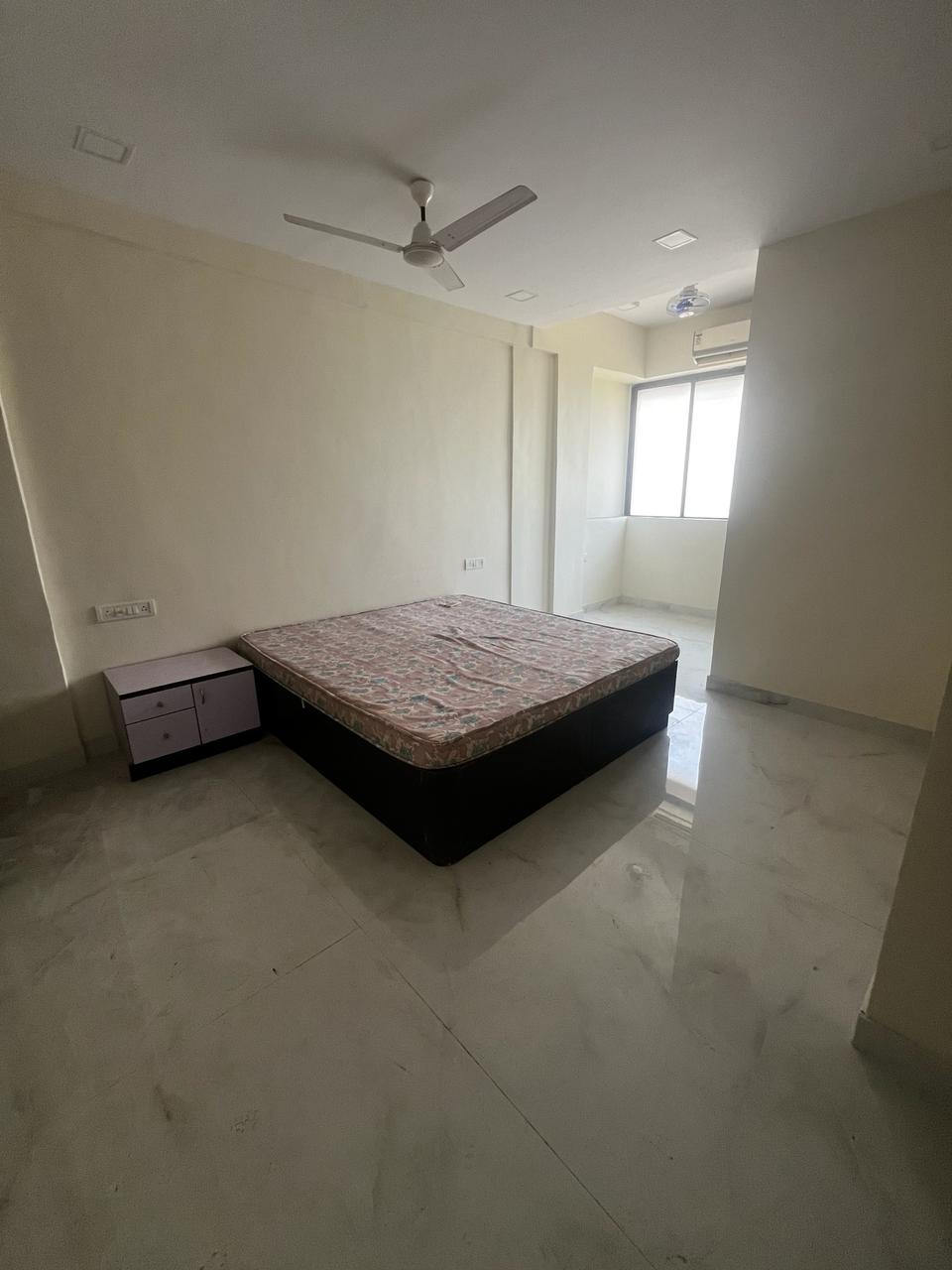 1 BHK 452 Sq.Ft. Apartment in Usha Sadan Apartment