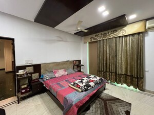 Bedroom in 5 BHK Villa at Saket – for Sale