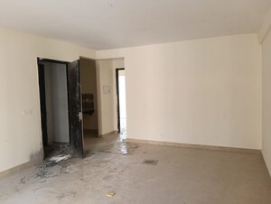 Room in 2.5 BHK Apartment at Signature The Serenas, Sohna Sector 36 – for Sale