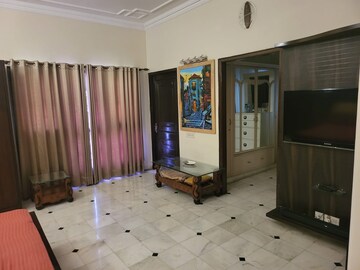 Living Room in 5 BHK Villa at Saket – for Sale