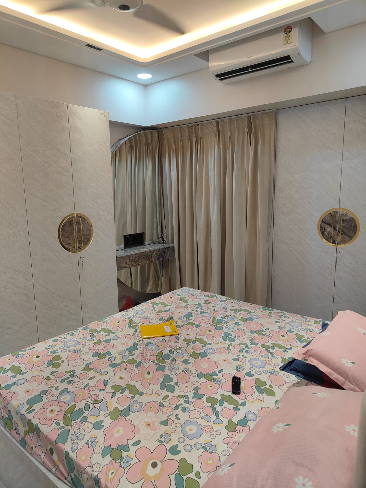 2 BHK Apartment For Rent in Lodha Amara