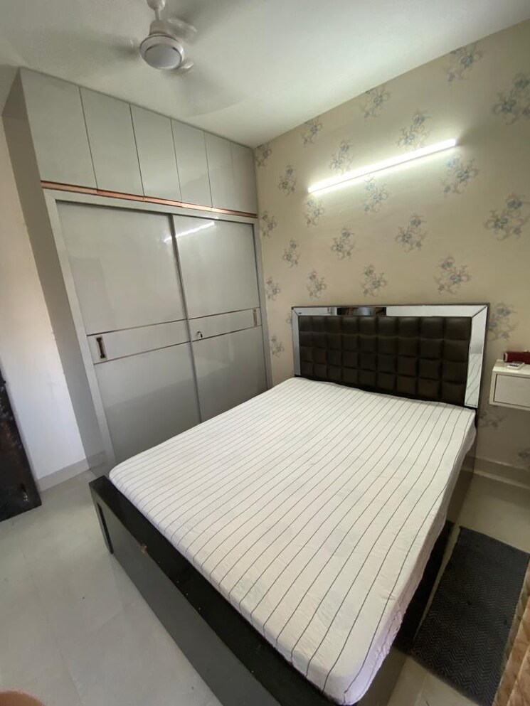 Kitchen, signature-the-serenas 2 Bedroom 614 Sq.Ft. Apartment In Sohna Sector 36 Gurgaon 8748328