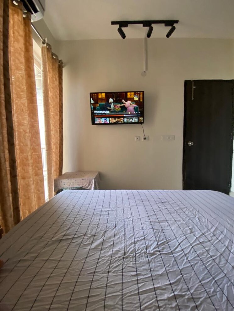 Bedroom, signature-the-serenas 2 Bedroom 614 Sq.Ft. Apartment In Sohna Sector 36 Gurgaon 8748328