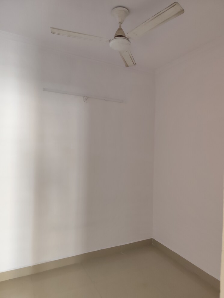 Room, futec-gateway 2.5 Bedroom 1265 Sq.Ft. Apartment In Sector 75 Noida 8748359