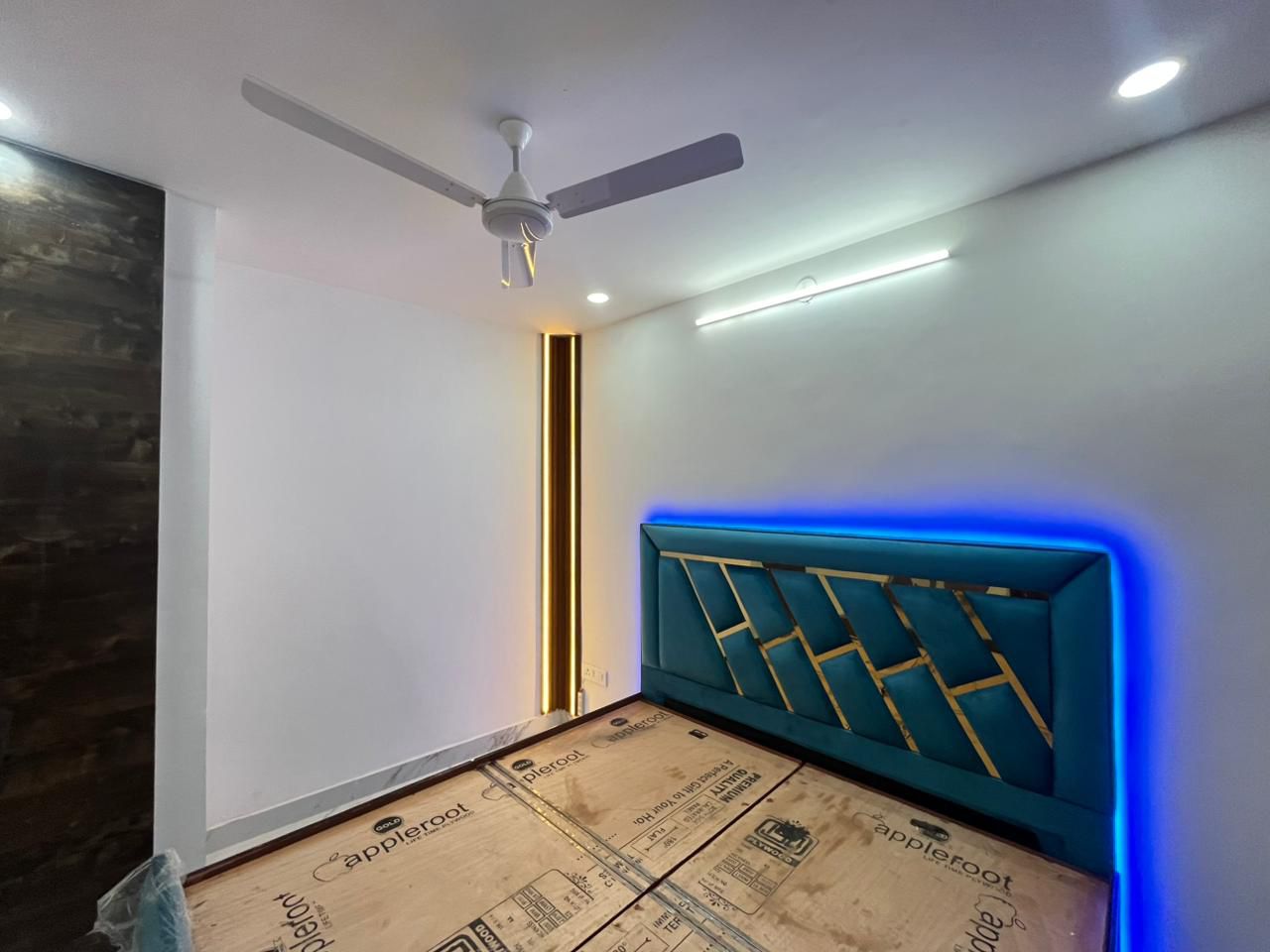 1 Rk+ Extra Room Builder Floor For Rent in Saket