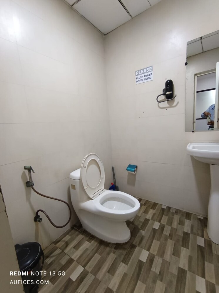Bathroom, sector 63 Commercial Office Space 1200 Sq.Ft. In Sector 63 Noida 8748345