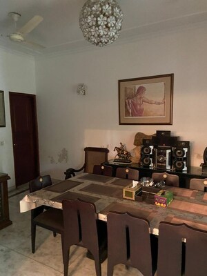 Master Bedroom in 4 BHK Villa at Saket – for Sale