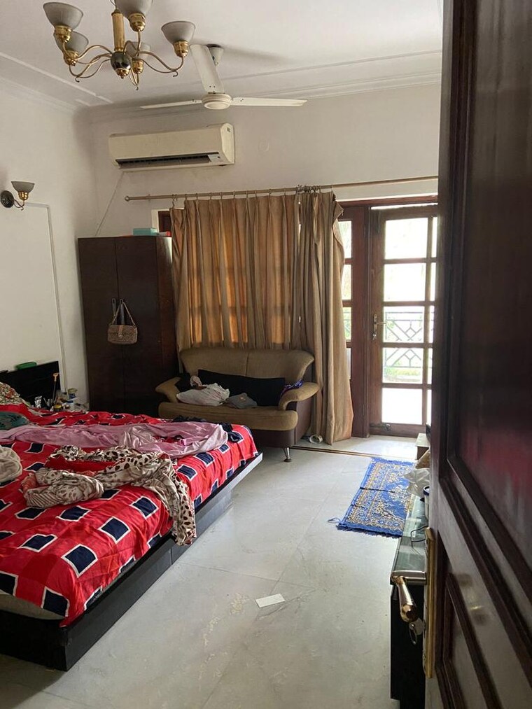 Bedroom, saket 4 Bedroom 4680 Sq.Ft. Villa In Saket Delhi 8748400