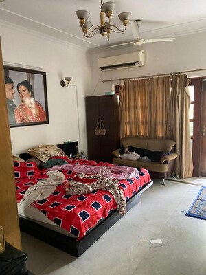 Bedroom in 4 BHK Villa at Saket – for Sale