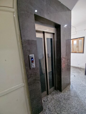 Building Lobby in 2 BHK Builder Floor at Subhash Nagar – for Rent