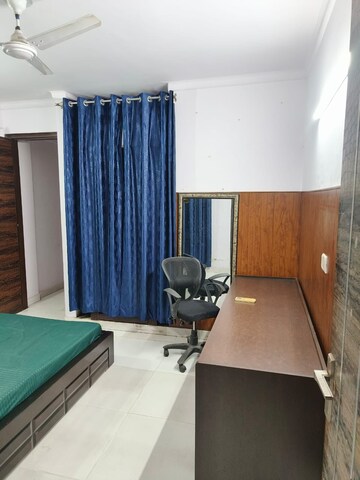 Master Bedroom in 2 BHK Builder Floor at Subhash Nagar – for Rent