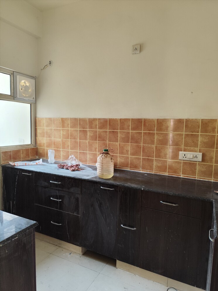 Kitchen, aims-golf-avenue-ii 3 Bedroom 1455 Sq.Ft. Apartment In Sector 75 Noida 8748438