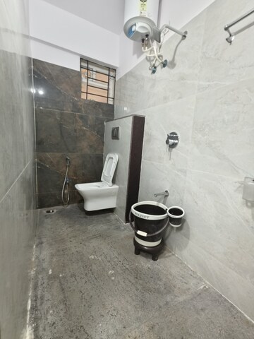 Parking in 1 BHK Builder Floor at Hsr Layout – for Rent