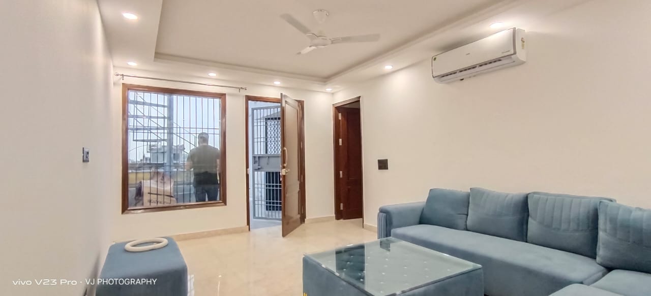 1 BHK Builder Floor For Rent in Shivalik Colony