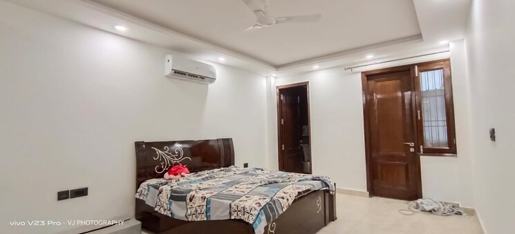Bedroom, shivalik colony 1 Bedroom 1800 Sq.Ft. Builder Floor In Shivalik Colony Delhi 8748522