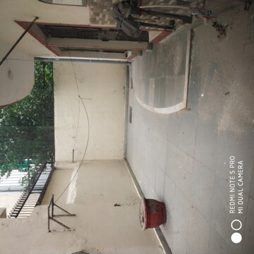 Master Bedroom in 3.5 BHK Builder Floor at SS Southend Floors, South City 2 – for Rent