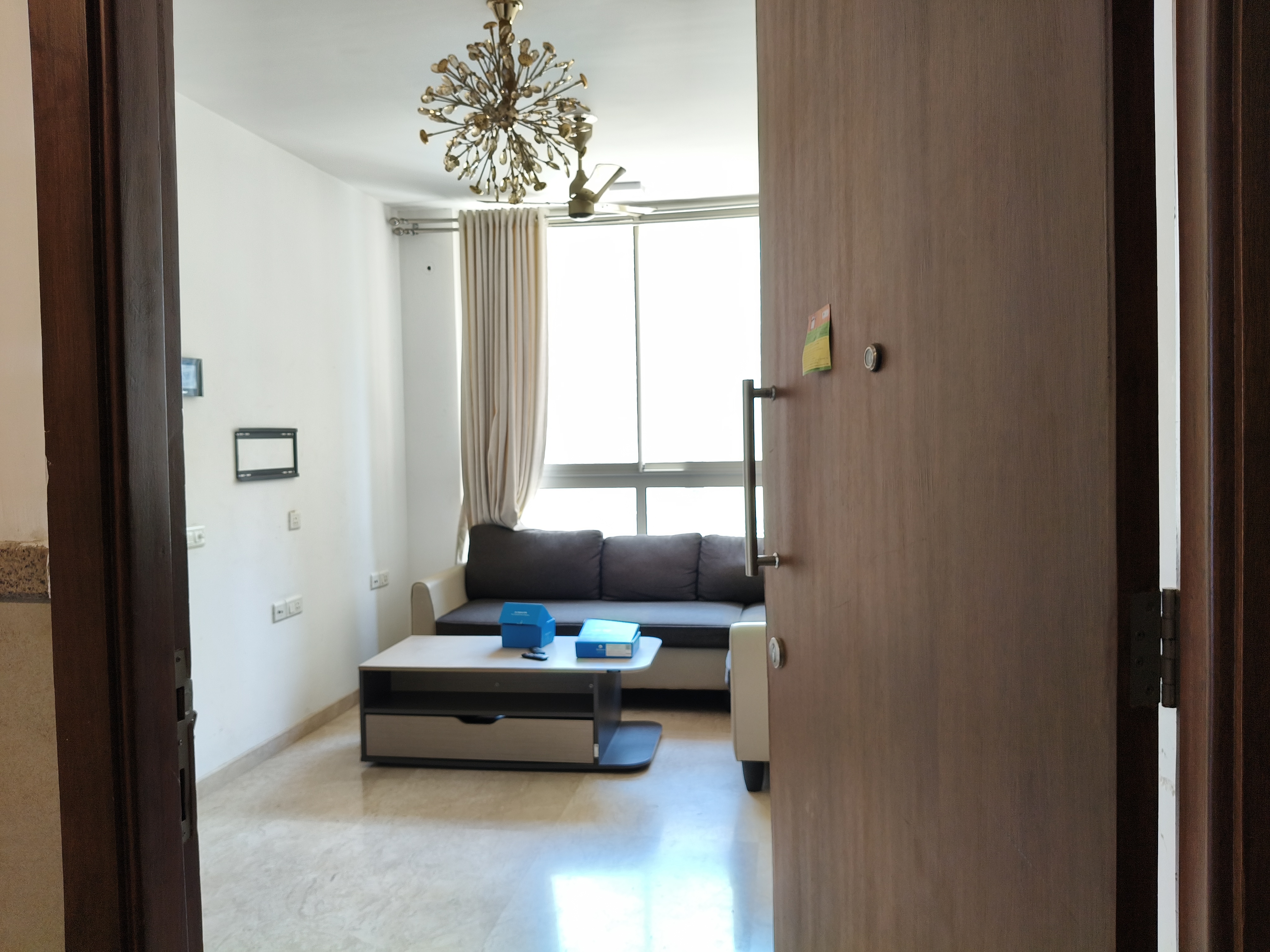 1 BHK 500 Sq.Ft. Apartment in Hiranandani The Walk