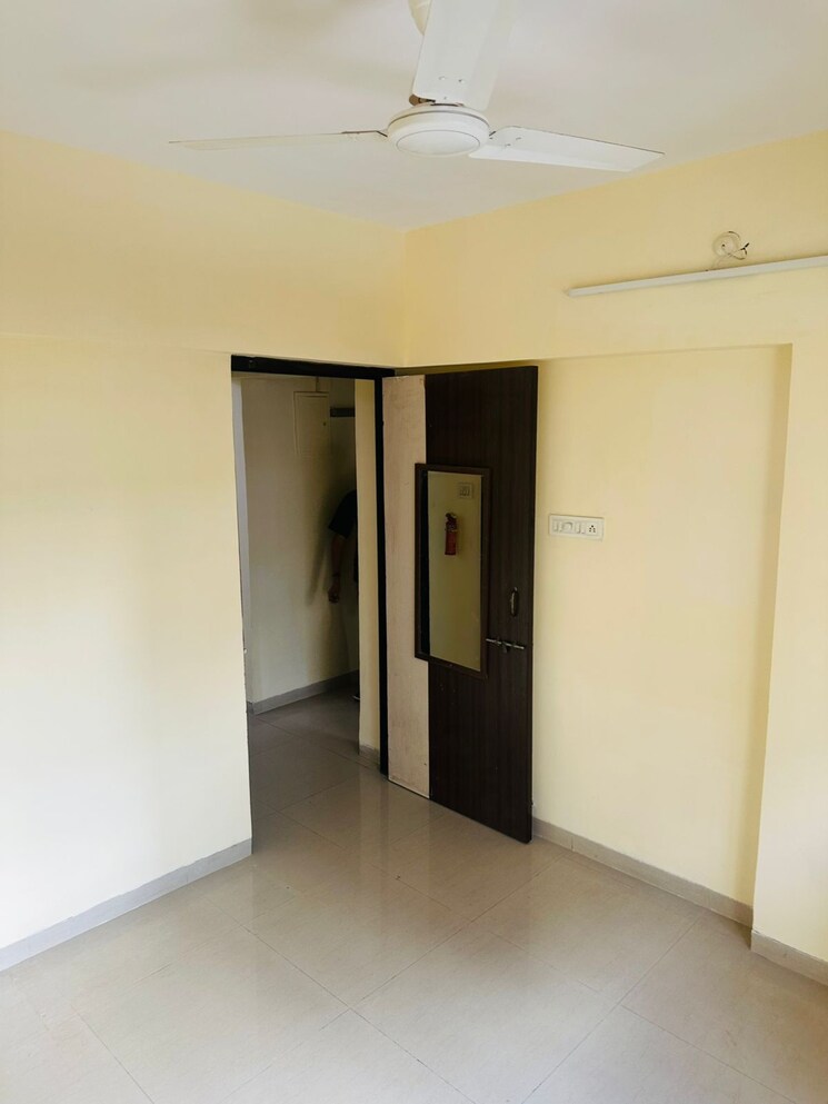 Room, suraksha-apartment 2 Bedroom 780 Sq.Ft. Apartment In Andheri West Mumbai 8748544
