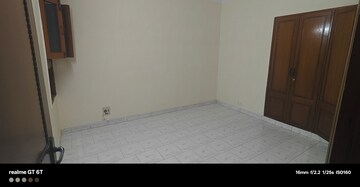 Room in 2 BHK Builder Floor at Malviya Nagar – for Rent