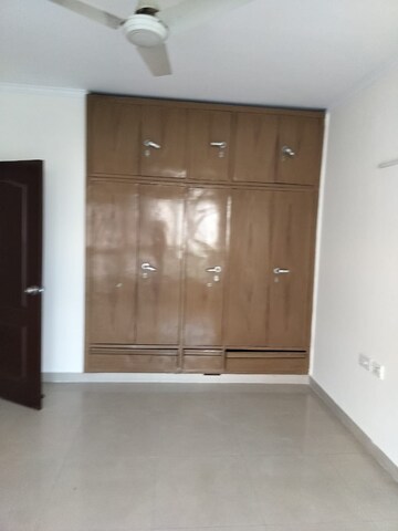 Room in 3 BHK Apartment at ROF Aalayas, Sector 102 – for Rent