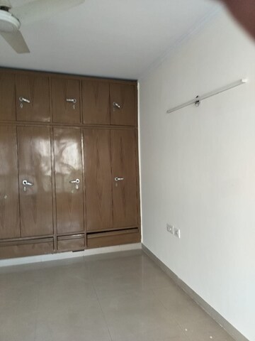 Furnished Amenities in 3 BHK Apartment at ROF Aalayas, Sector 102 – for Rent