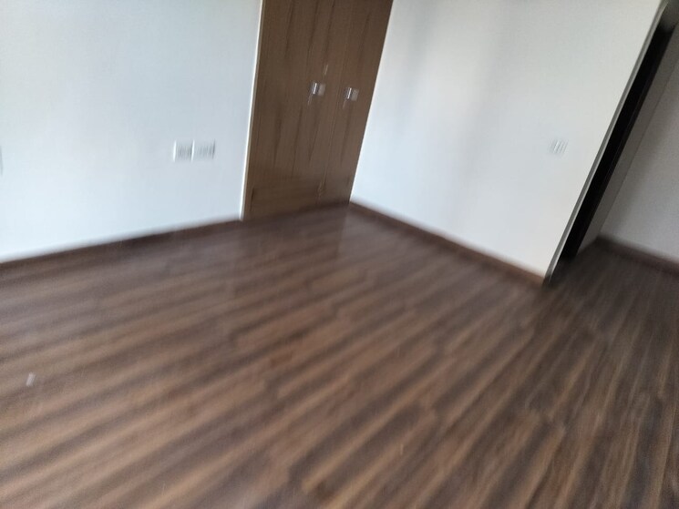 Room, rof-aalayas 3 Bedroom 950 Sq.Ft. Apartment In Sector 102 Gurgaon 8748552