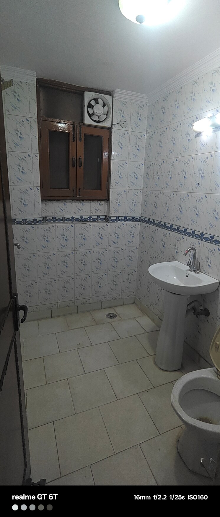Bathroom, malviya nagar 2 Bedroom 1125 Sq.Ft. Builder Floor In Malviya Nagar Delhi 8748554