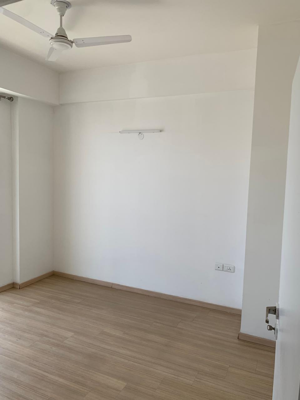 3 BHK + Pooja Room Apartment For Sale in DLF The Primus