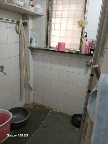 Bathroom in 1 BHK Apartment at Malad East – for Rent