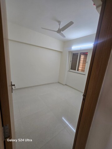 2 BHK Apartment For Rent in Prithvi Presidio, Hadapsar