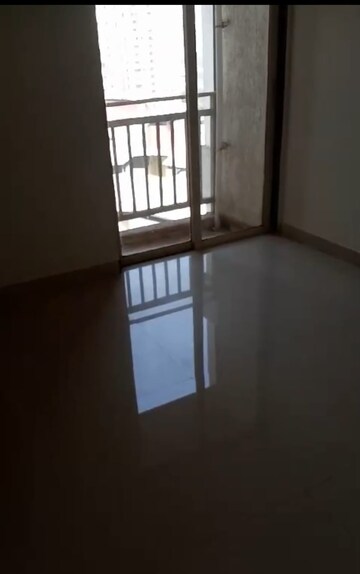 Room in 3 BHK Apartment at Cosmos Horizon Phase 2, Pokhran Road No Two – for Rent