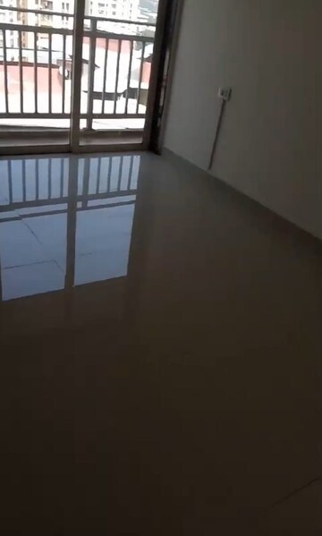 Room in 3 BHK Apartment at Cosmos Horizon Phase 2, Pokhran Road No Two – for Rent