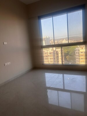 Room in 2 BHK Apartment at Veena Saaz, Kandivali East – for Sale