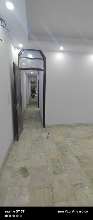 Building Lobby in 3 BHK Builder Floor at Malviya Nagar – for Rent