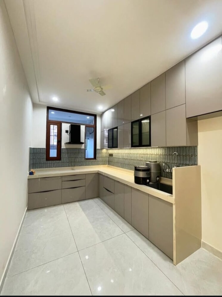 Kitchen, sector 29 3.5 Bedroom 3150 Sq.Ft. Builder Floor In Sector 29 Faridabad 8748628