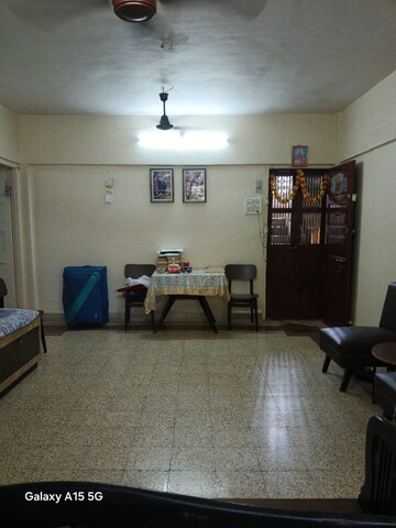 Living Room in 1 BHK Apartment at Goregaon West – for Rent