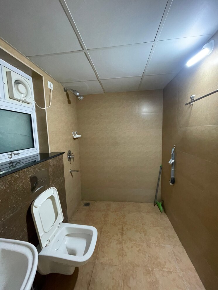 Bathroom, bren-champions-square 2 Bedroom 1235 Sq.Ft. Apartment In Sarjapur Road Bangalore 8748675
