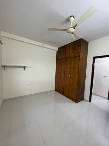 Room in 2 BHK Apartment at Bren Champions Square, Sarjapur Road – for Rent